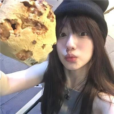 维奥莱特·诺齐埃尔